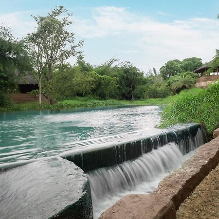 Hampi'S Whiskers Resort Exterior foto